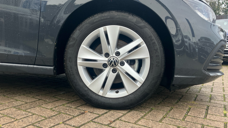 Volkswagen Golf 1.5 TSI Life 5dr Petrol Hatchback